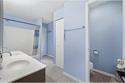 18 Truman Lane, Streamwood, IL 60107 - Photo 10