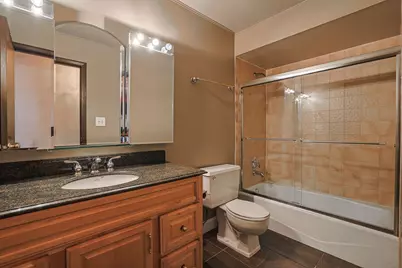 6811 Carpenter Streets, Downers Grove, IL 60516 - Photo 14