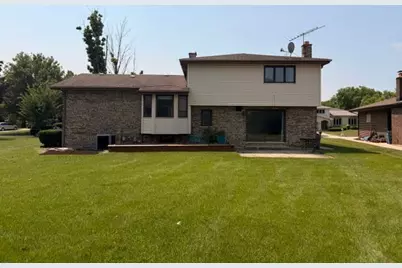6811 Carpenter Streets, Downers Grove, IL 60516 - Photo 22