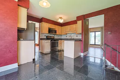 6811 Carpenter Streets, Downers Grove, IL 60516 - Photo 10