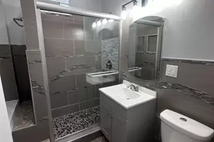 1028 N Central Park Ave, Chicago, IL 60651 - Photo 10