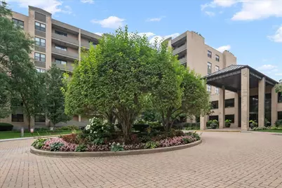 4545 W Touhy Avenue W #217W, Lincolnwood, IL 60712 - Photo 26
