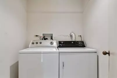 4545 W Touhy Avenue W #217W, Lincolnwood, IL 60712 - Photo 18