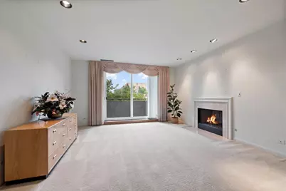 4545 W Touhy Avenue W #217W, Lincolnwood, IL 60712 - Photo 4
