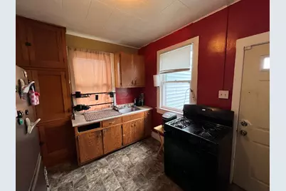 561 N Church Street, Decatur, IL 62522 - Photo 8