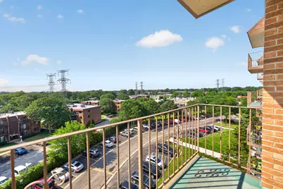 1727 W Crystal Lane #611, Mount Prospect, IL 60056 - Photo 12