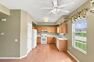 13674 Penefield Ln, Huntley, IL 60142 - Photo 8