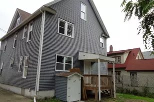 1619 Charles St, Rockford, IL 61104 - Photo 2