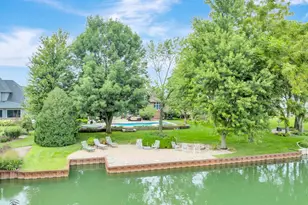 1210 N Westshore Blvd, Manteno, IL 60950 - Photo 2