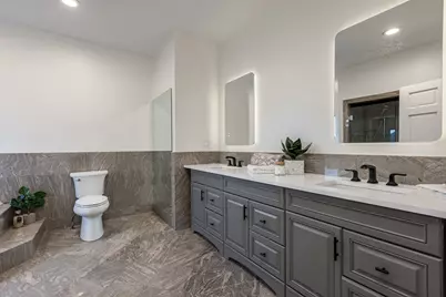 6723 N Harding Avenue, Lincolnwood, IL 60712 - Photo 28