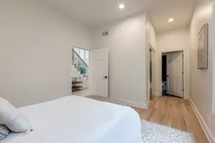 6723 N Harding Ave, Lincolnwood, IL 60712 - Photo 12