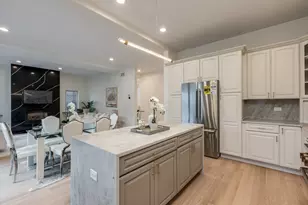 6723 N Harding Ave, Lincolnwood, IL 60712 - Photo 22