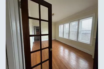 7811 S Constance Avenue #2, Chicago, IL 60649 - Photo 8