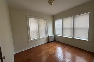 7811 S Constance Ave, Chicago, IL 60649 - Photo 4