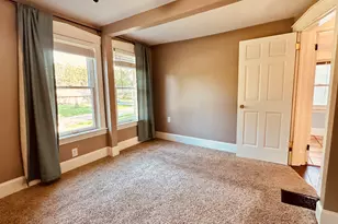 213 S Swift St, Winnebago, IL 61088 - Photo 32