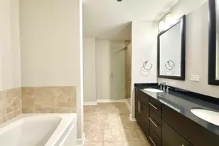 505 N McClurg Ct, Chicago, IL 60611 - Photo 16