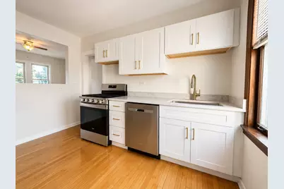 4752 N Lotus Avenue #2W, Chicago, IL 60630 - Photo 4