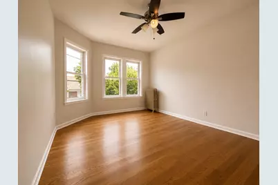 4752 N Lotus Avenue #2W, Chicago, IL 60630 - Photo 6