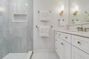 1329 N Dearborn St, Chicago, IL 60610 - Photo 8
