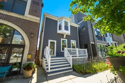 2215 W Roscoe Street, Chicago, IL 60618 - Photo 2