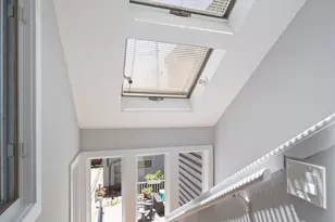 2215 W Roscoe St, Chicago, IL 60618 - Photo 16