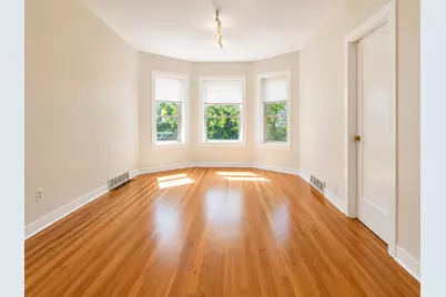 3709 N Bosworth Avenue #2F, Chicago, IL 60613 - Photo 2