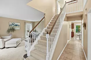 49 McKinley Ln, Streamwood, IL 60107 - Photo 12