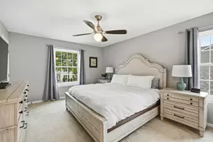 49 McKinley Ln, Streamwood, IL 60107 - Photo 14