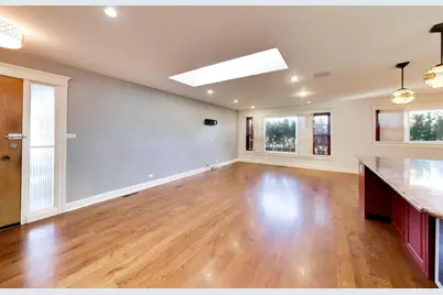 5545 Oakton Street, Morton Grove, IL 60053 - Photo 10