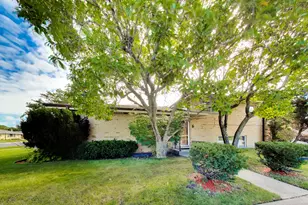 5545 Oakton St, Morton Grove, IL 60053 - Photo 26