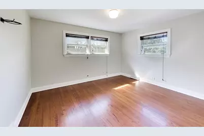 5545 Oakton Street, Morton Grove, IL 60053 - Photo 14