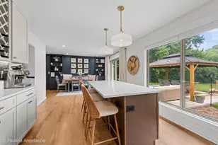 25271 W Elm Grove Dr, Barrington, IL 60010 - Photo 8
