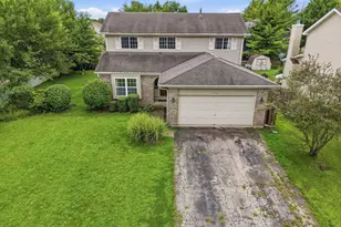 1141 Golden Oaks Pkwy, Aurora, IL 60506 - Photo 1