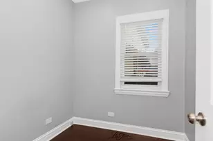 5441 S Hunt Ave, Summit, IL 60501 - Photo 10
