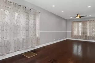 5441 S Hunt Ave, Summit, IL 60501 - Photo 2