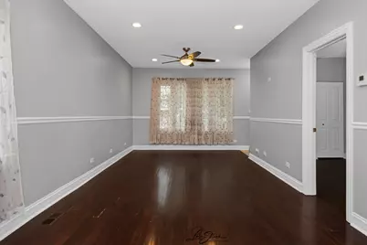 5441 S Hunt Avenue, Summit, IL 60501 - Photo 4