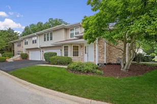 920 Elderberry Cir, Naperville, IL 60563 - Photo 2