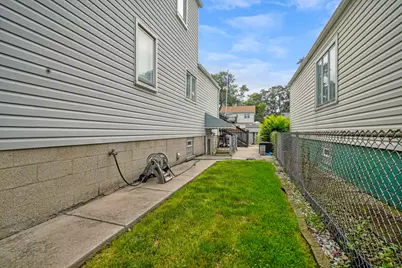 [Address not provided], Chicago, IL 60638 - Photo 28