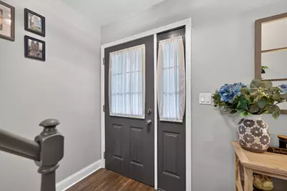 2193 Colorado Avenue #2193, Elgin, IL 60123 - Photo 4