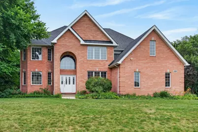 1605 Myrtle Park Street, Roselle, IL 60172 - Photo 1