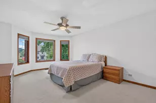 1605 Myrtle Park St, Roselle, IL 60172 - Photo 24