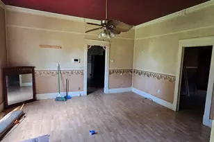 514 N Cherry St, Centralia, IL 62801 - Photo 2