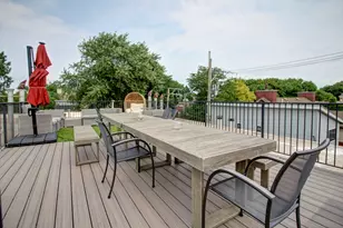 5235 N Ravenswood Ave, Chicago, IL 60640 - Photo 16