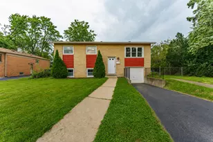 3610 W Benck Dr, Alsip, IL 60803 - Photo 1