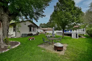 1157 Elmwood Ln, Elk Grove Village, IL 60007 - Photo 30