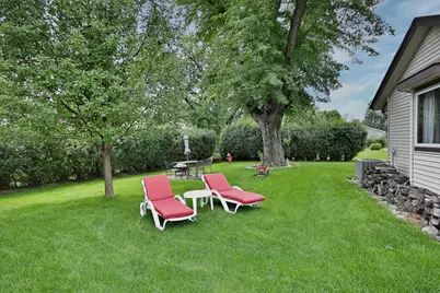 1157 Elmwood Lane, Elk Grove Village, IL 60007 - Photo 26