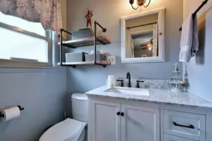 1157 Elmwood Ln, Elk Grove Village, IL 60007 - Photo 18