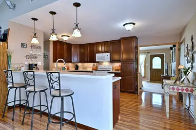 1157 Elmwood Lane, Elk Grove Village, IL 60007 - Photo 4