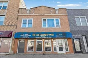 2719 W Peterson Ave, Chicago, IL 60659 - Photo 1