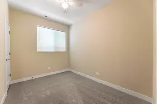 3031 W Warren Blvd, Chicago, IL 60612 - Photo 6